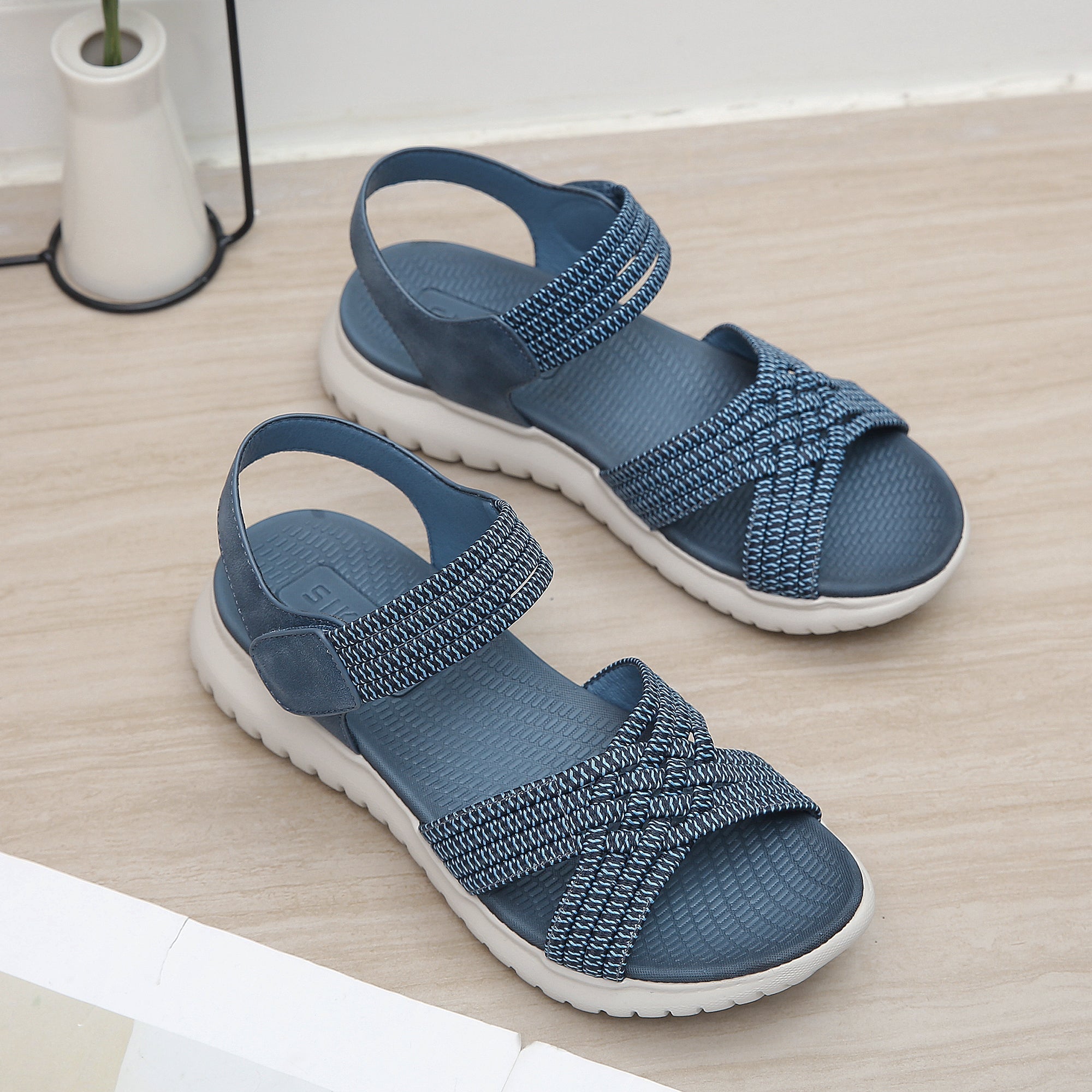 Owlkay  Light Sports Style Comfortable Slippers