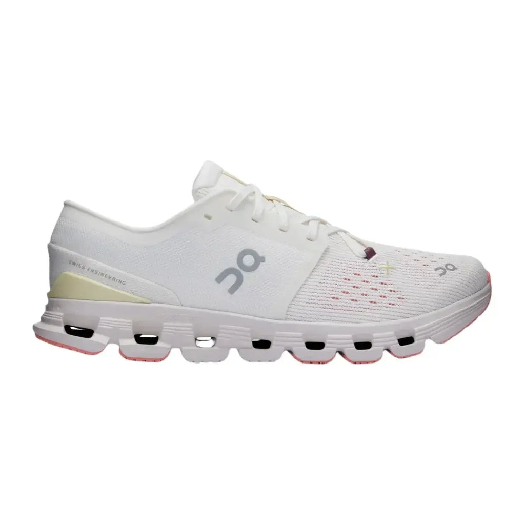 Cloud X 4 Responsive comfort made for the everyday