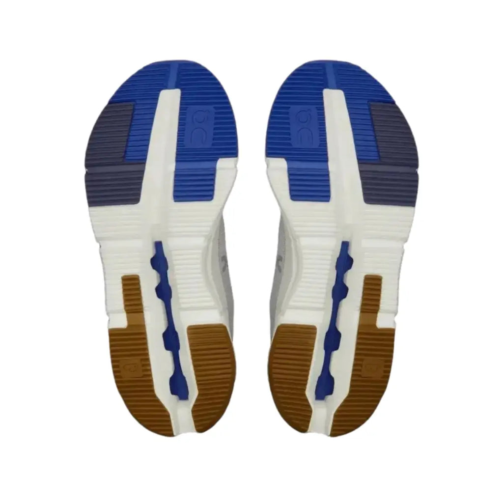 Cloudnova Form 2 Refined comfort shaped for the everyday
