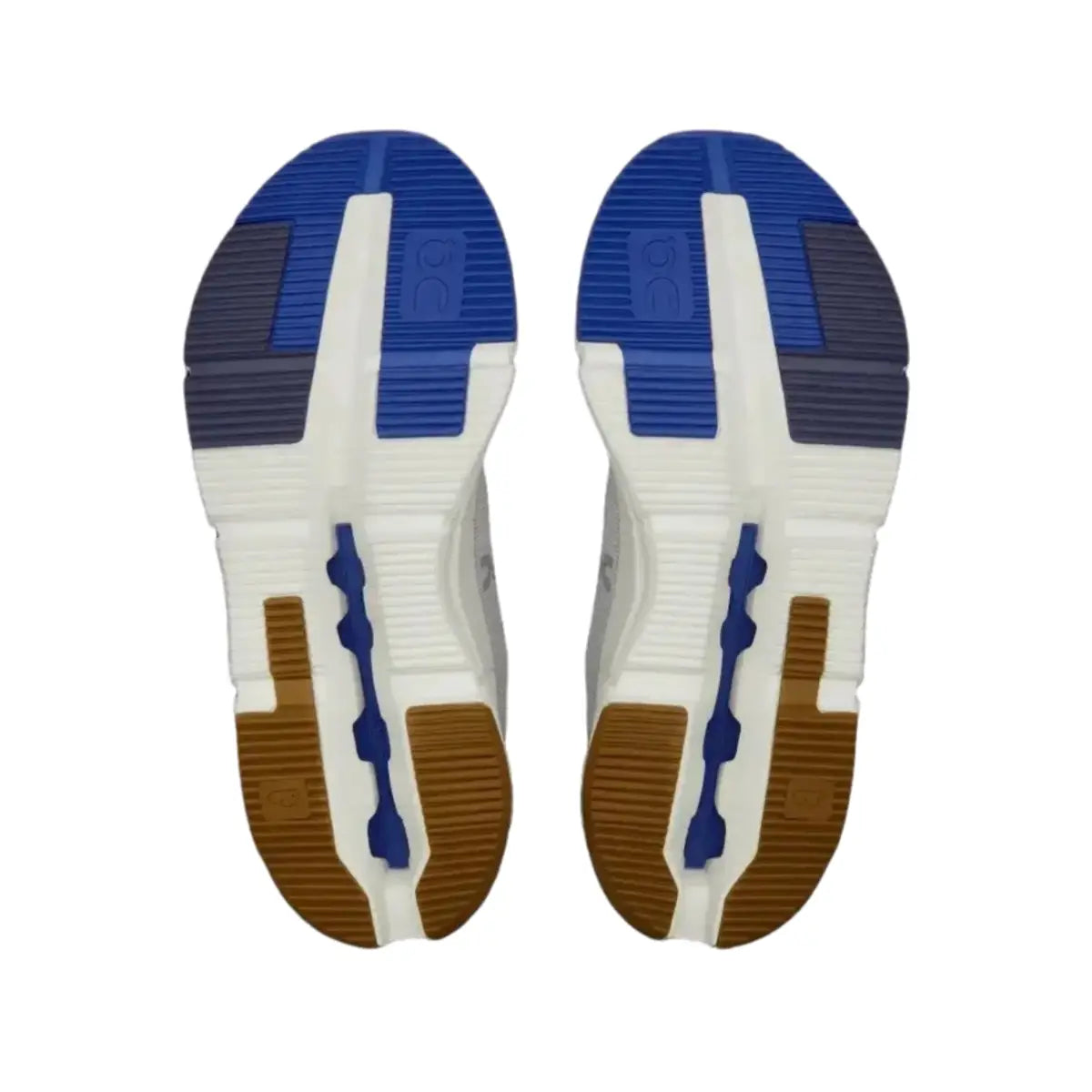 Cloudnova Form 2 Refined comfort shaped for the everyday