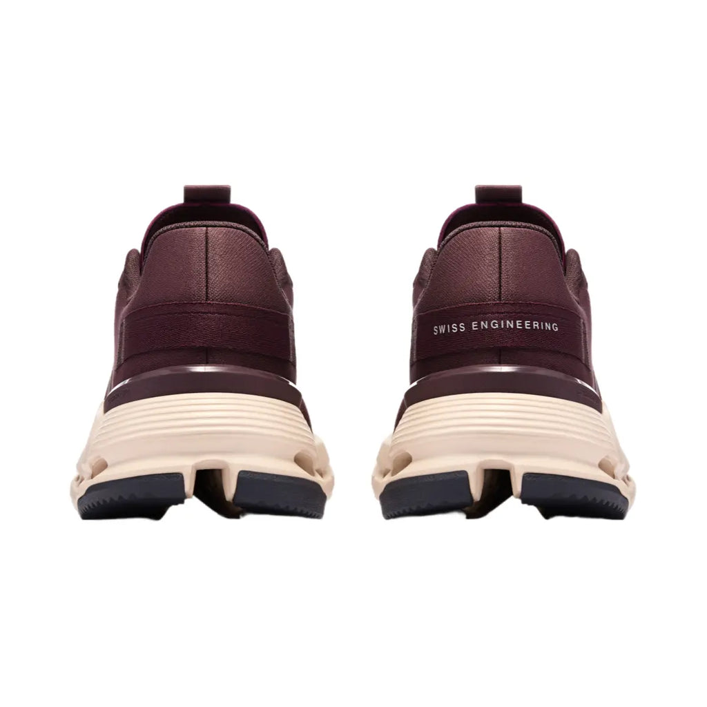 Cloudnova Form 2 Refined comfort shaped for the everyday