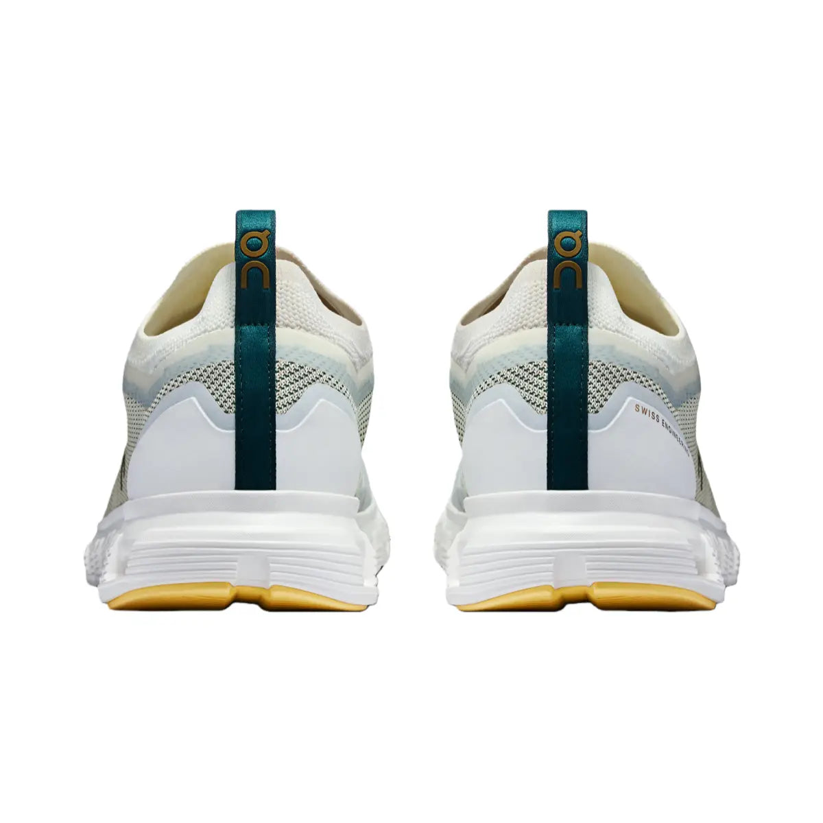 Cloud 6 Versa Refined comfort made to move with you.