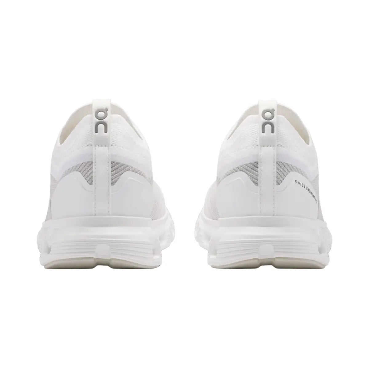 Cloud 6 Versa Refined comfort made to move with you.