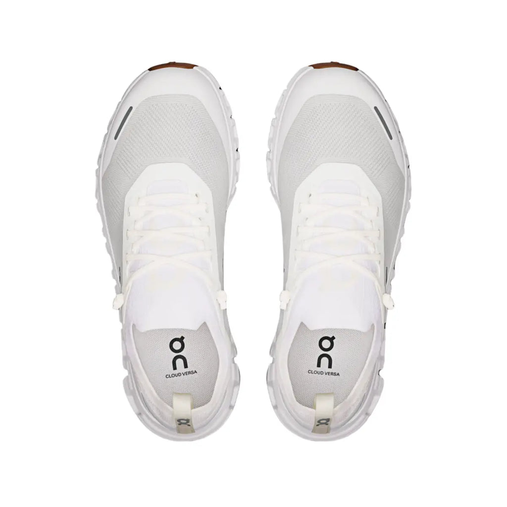 Cloud 6 Versa Refined comfort made to move with you.