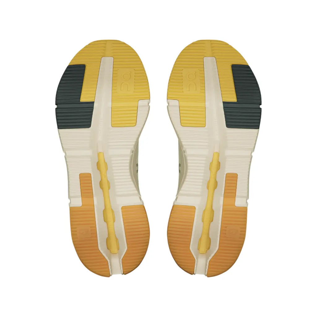 Cloudnova Form 2 Refined comfort shaped for the everyday