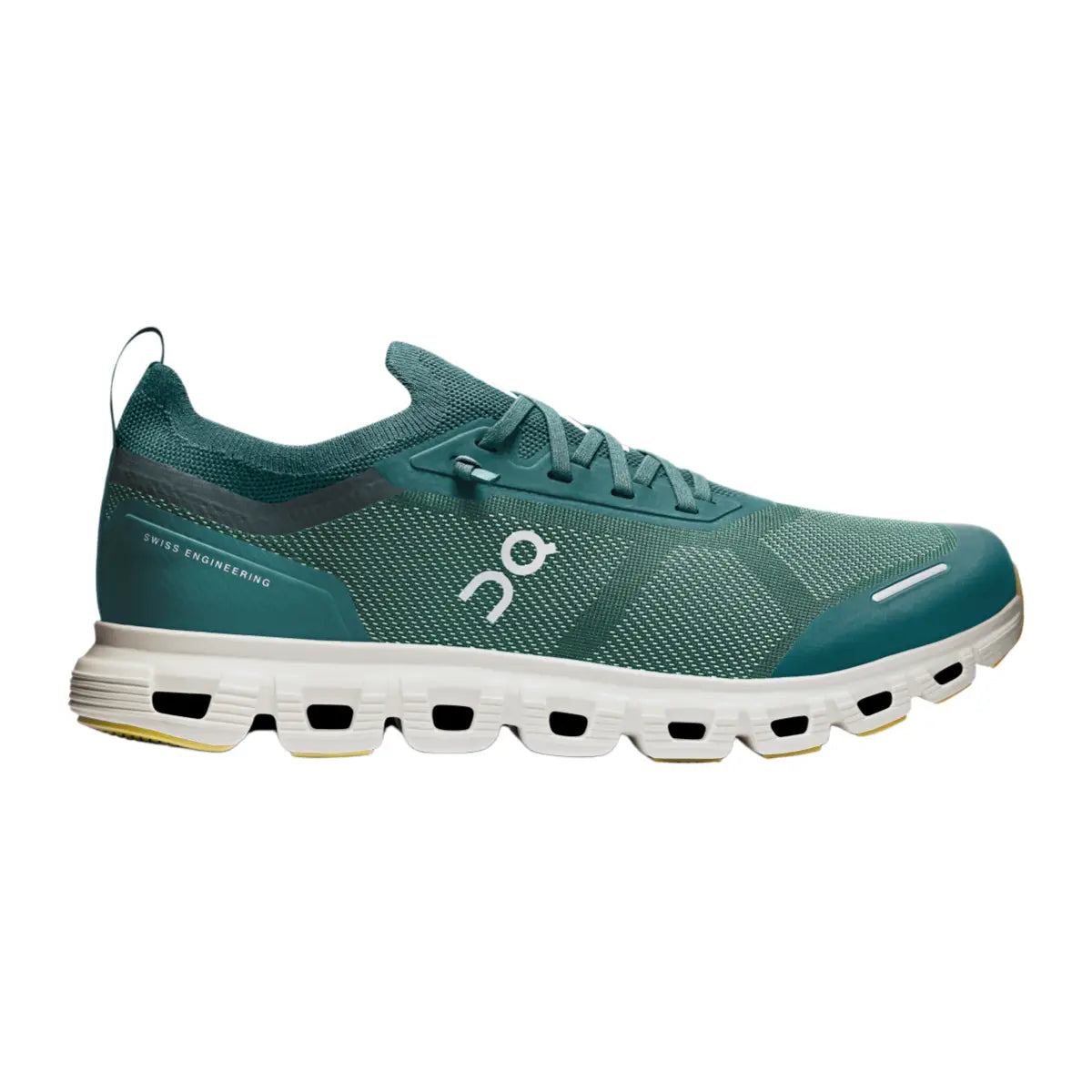 Cloud 6 Versa Refined comfort made to move with you.
