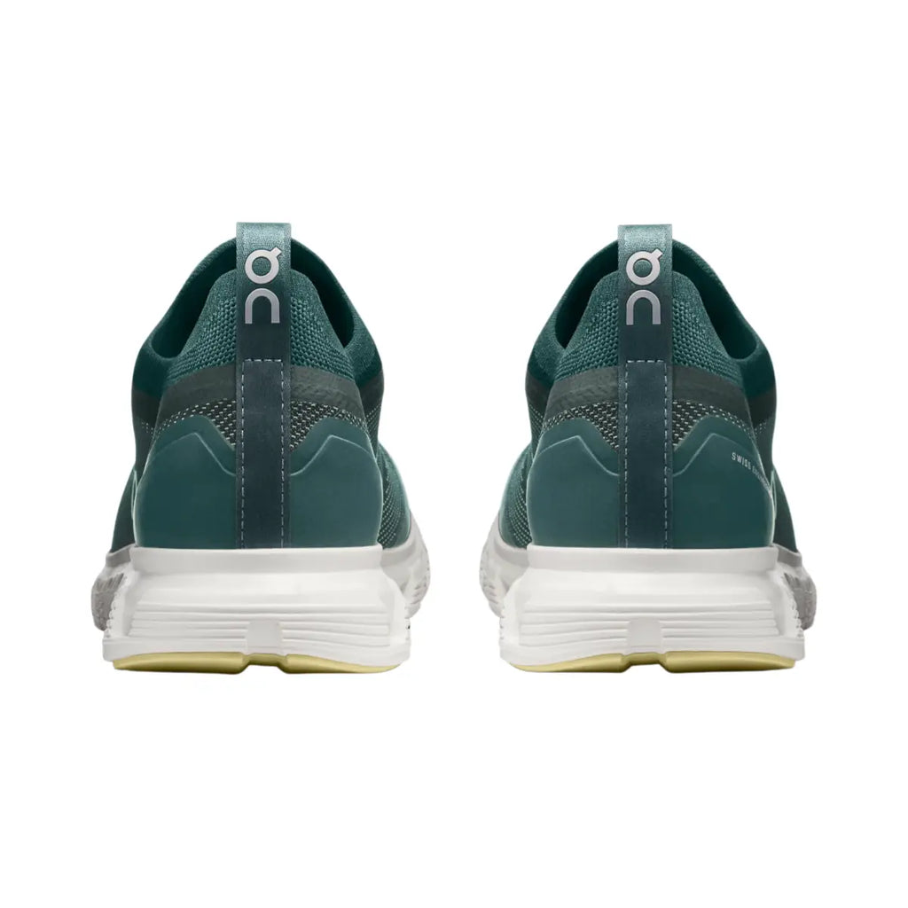 Cloud 6 Versa Refined comfort made to move with you.